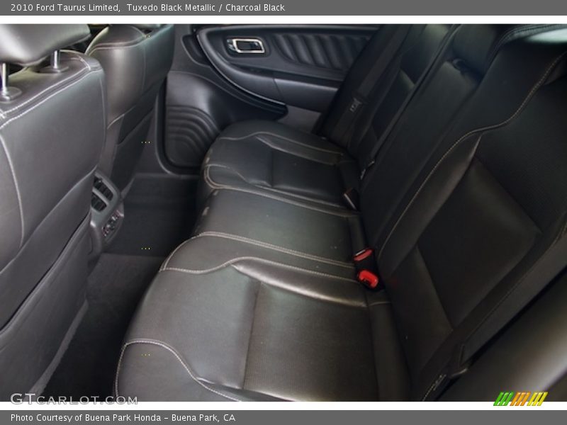 Tuxedo Black Metallic / Charcoal Black 2010 Ford Taurus Limited