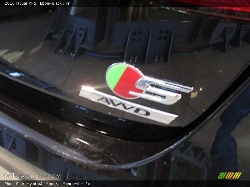 Ebony Black / Jet 2016 Jaguar XF S