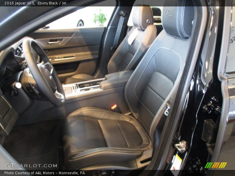 Ebony Black / Jet 2016 Jaguar XF S