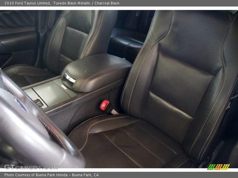 Tuxedo Black Metallic / Charcoal Black 2010 Ford Taurus Limited