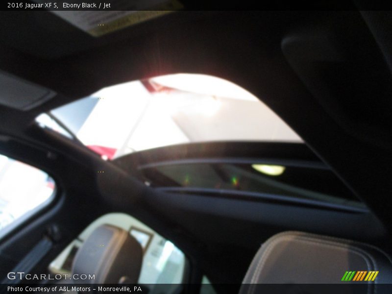 Ebony Black / Jet 2016 Jaguar XF S
