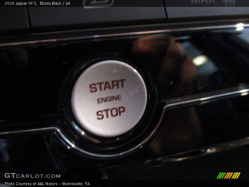 Ebony Black / Jet 2016 Jaguar XF S