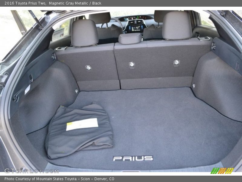 Magnetic Gray Metallic / Black 2016 Toyota Prius Two