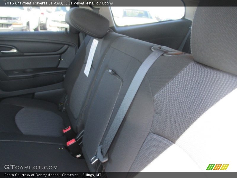 Blue Velvet Metallic / Ebony 2016 Chevrolet Traverse LT AWD
