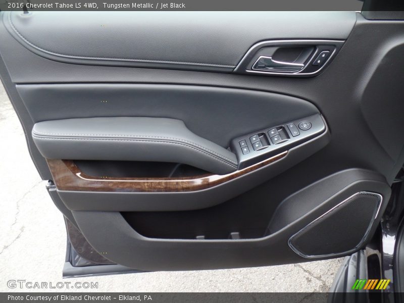 Tungsten Metallic / Jet Black 2016 Chevrolet Tahoe LS 4WD