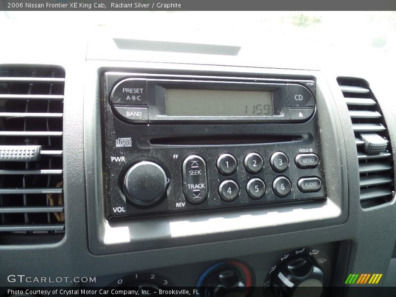 Radiant Silver / Graphite 2006 Nissan Frontier XE King Cab