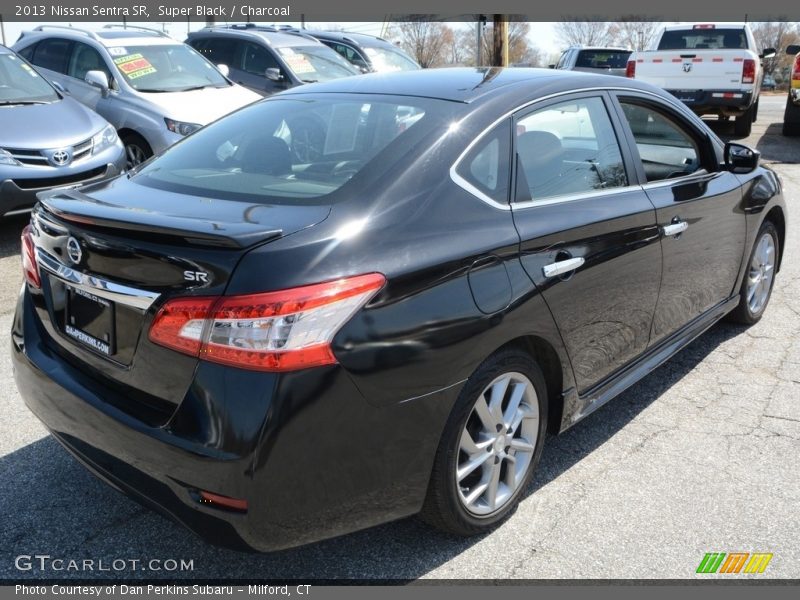 Super Black / Charcoal 2013 Nissan Sentra SR