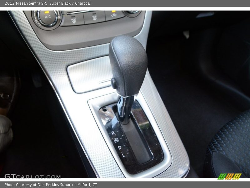 Super Black / Charcoal 2013 Nissan Sentra SR