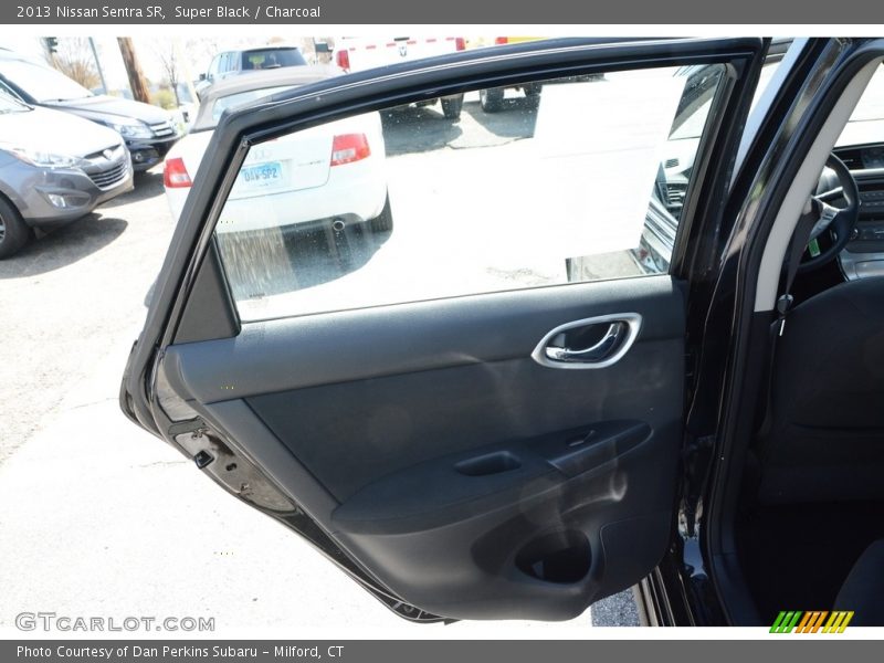 Super Black / Charcoal 2013 Nissan Sentra SR