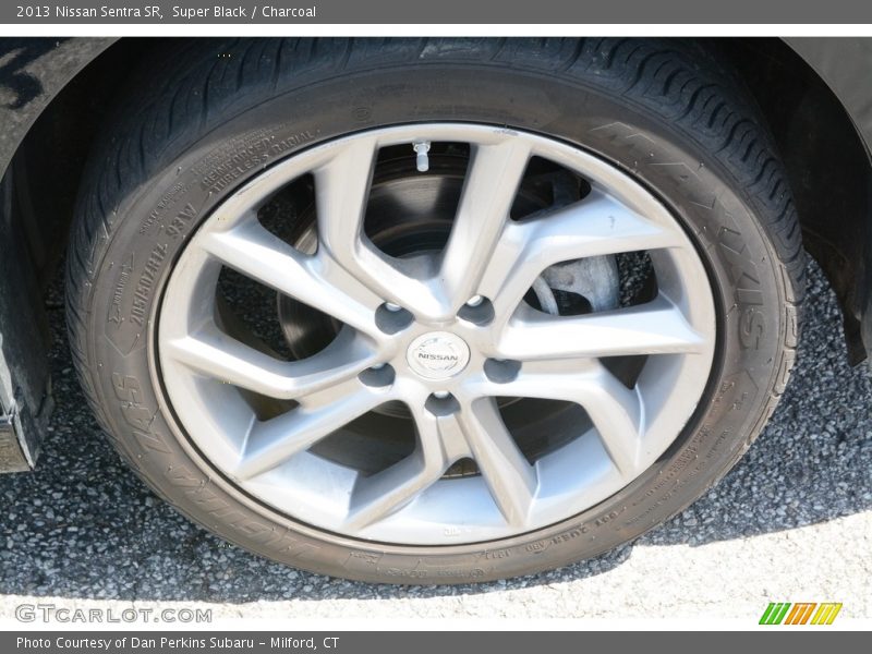 Super Black / Charcoal 2013 Nissan Sentra SR