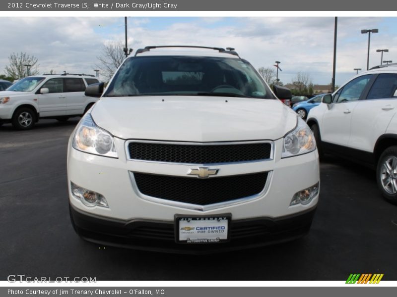 White / Dark Gray/Light Gray 2012 Chevrolet Traverse LS