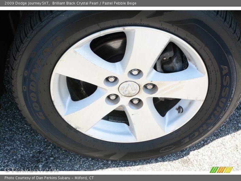 Brilliant Black Crystal Pearl / Pastel Pebble Beige 2009 Dodge Journey SXT