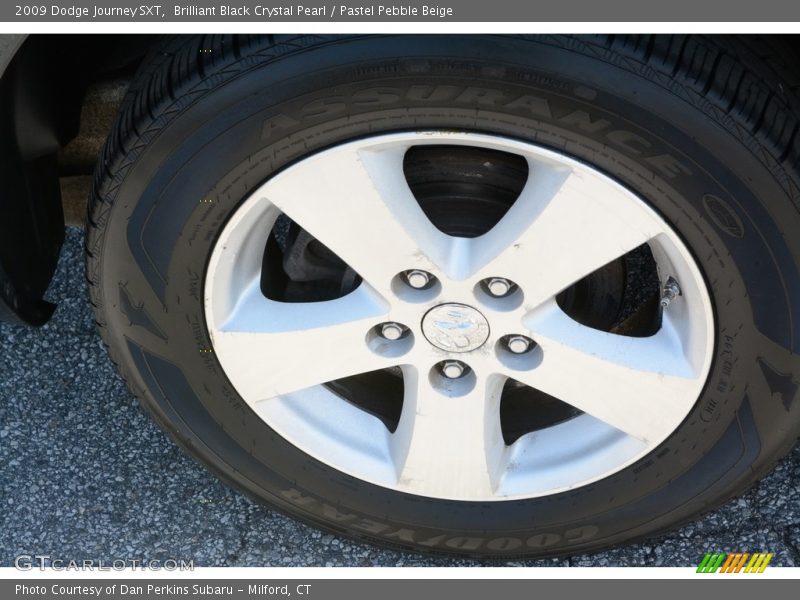 Brilliant Black Crystal Pearl / Pastel Pebble Beige 2009 Dodge Journey SXT