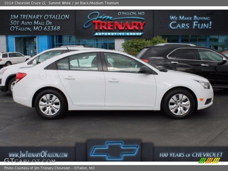 Summit White / Jet Black/Medium Titanium 2014 Chevrolet Cruze LS