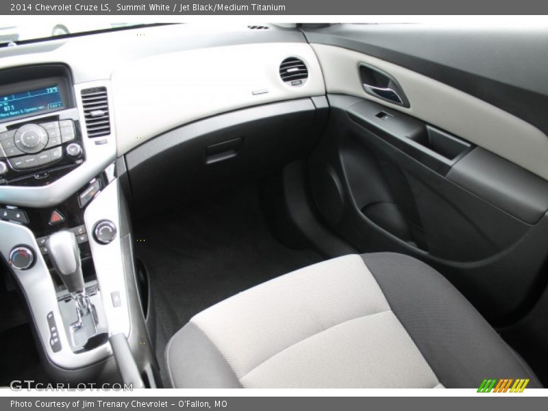 Summit White / Jet Black/Medium Titanium 2014 Chevrolet Cruze LS