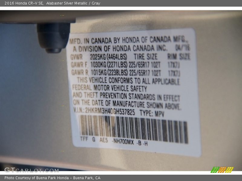 Alabaster Silver Metallic / Gray 2016 Honda CR-V SE