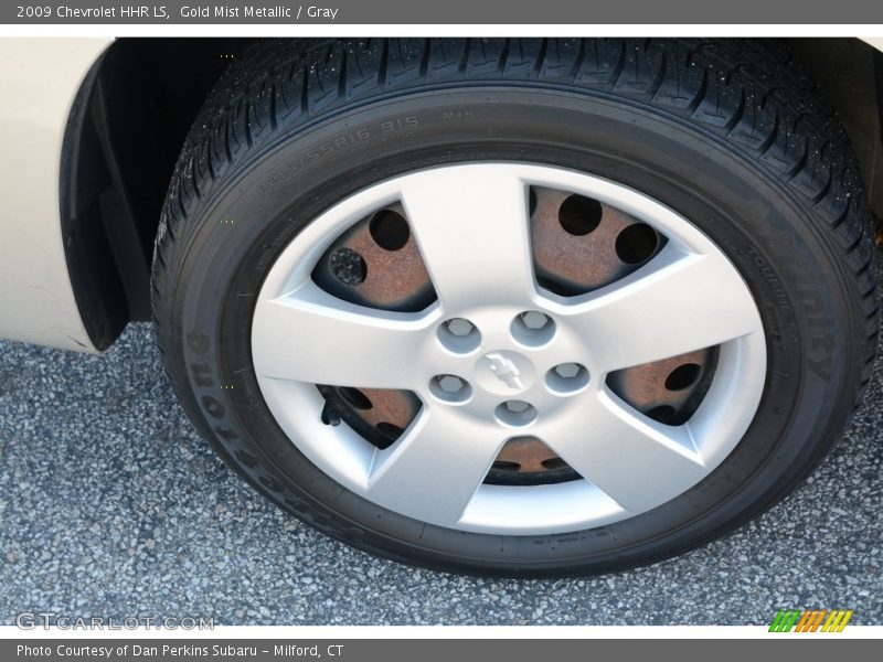 Gold Mist Metallic / Gray 2009 Chevrolet HHR LS