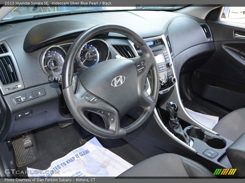 Iridescent Silver Blue Pearl / Black 2013 Hyundai Sonata SE