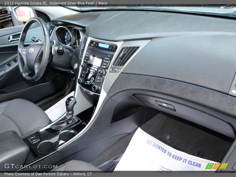 Iridescent Silver Blue Pearl / Black 2013 Hyundai Sonata SE