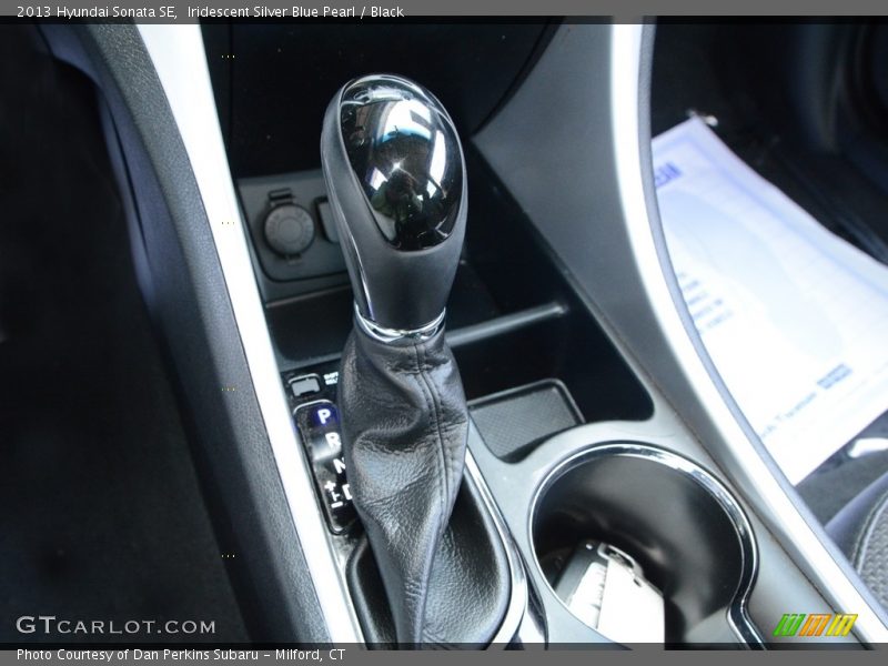 Iridescent Silver Blue Pearl / Black 2013 Hyundai Sonata SE