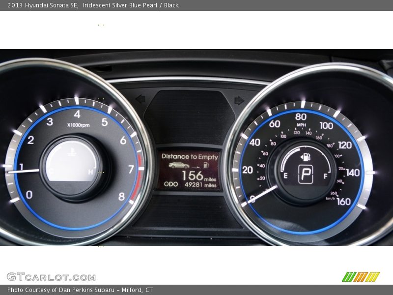 Iridescent Silver Blue Pearl / Black 2013 Hyundai Sonata SE