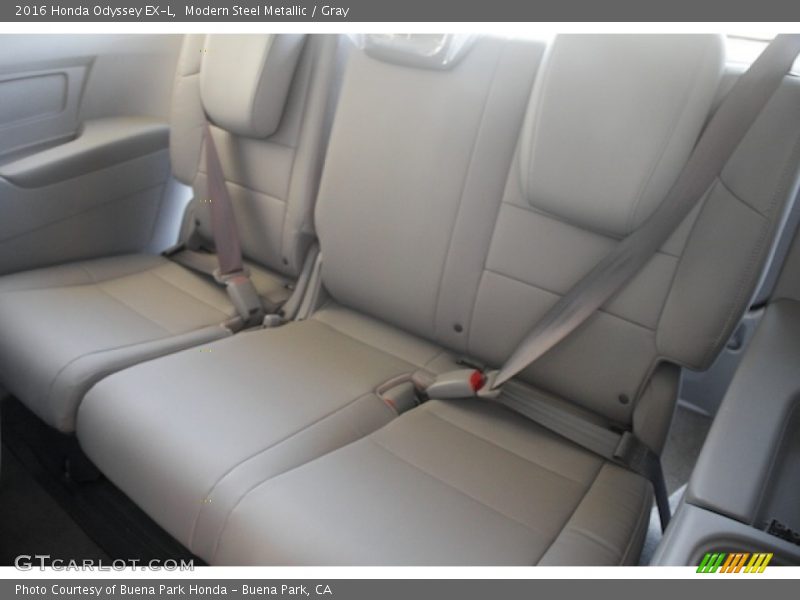 Modern Steel Metallic / Gray 2016 Honda Odyssey EX-L