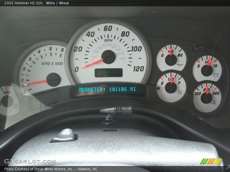White / Wheat 2003 Hummer H2 SUV