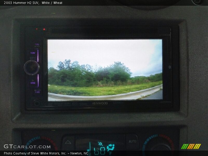 White / Wheat 2003 Hummer H2 SUV