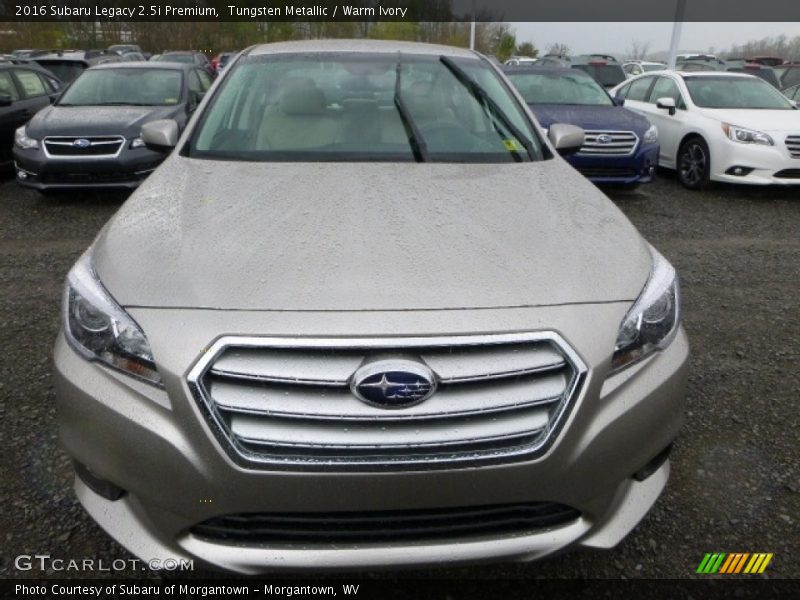 Tungsten Metallic / Warm Ivory 2016 Subaru Legacy 2.5i Premium