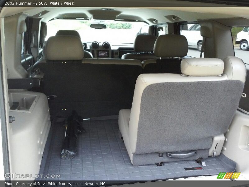 White / Wheat 2003 Hummer H2 SUV