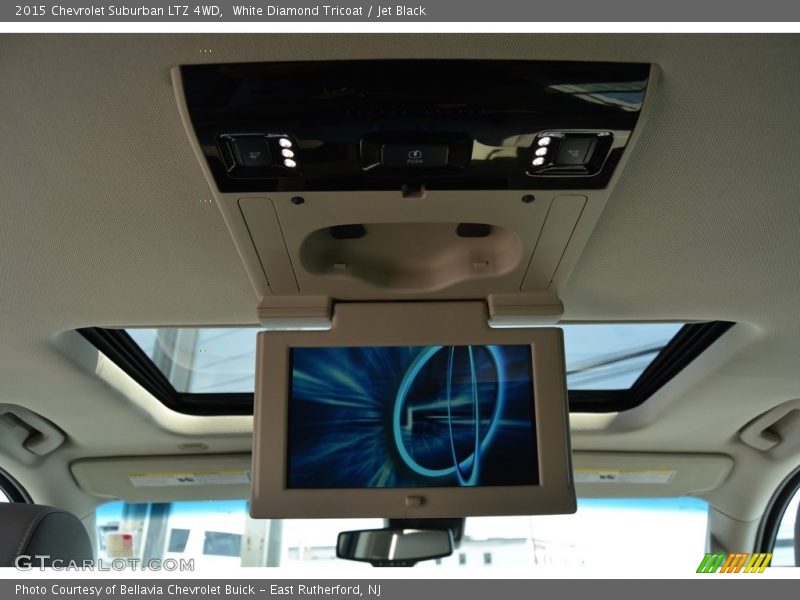 White Diamond Tricoat / Jet Black 2015 Chevrolet Suburban LTZ 4WD