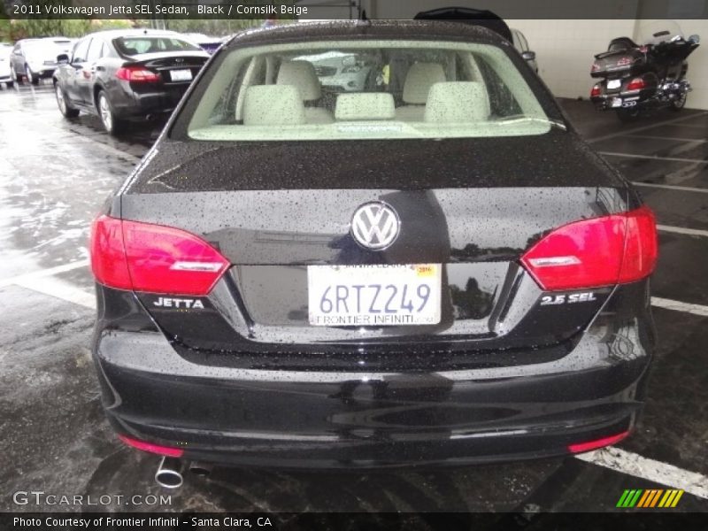 Black / Cornsilk Beige 2011 Volkswagen Jetta SEL Sedan