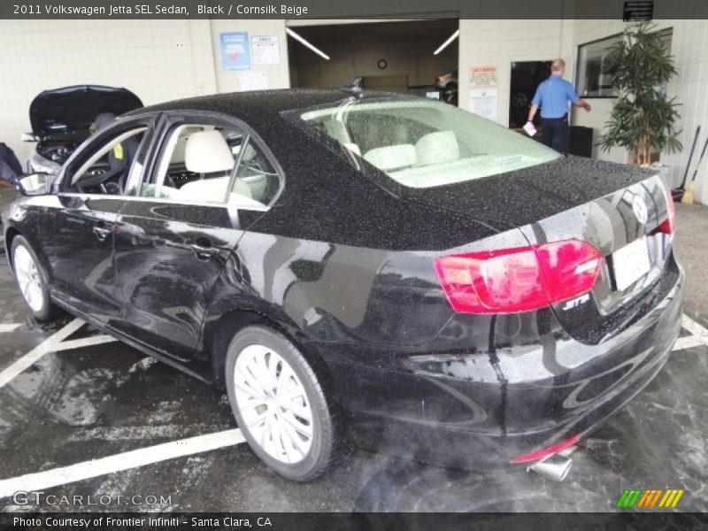 Black / Cornsilk Beige 2011 Volkswagen Jetta SEL Sedan