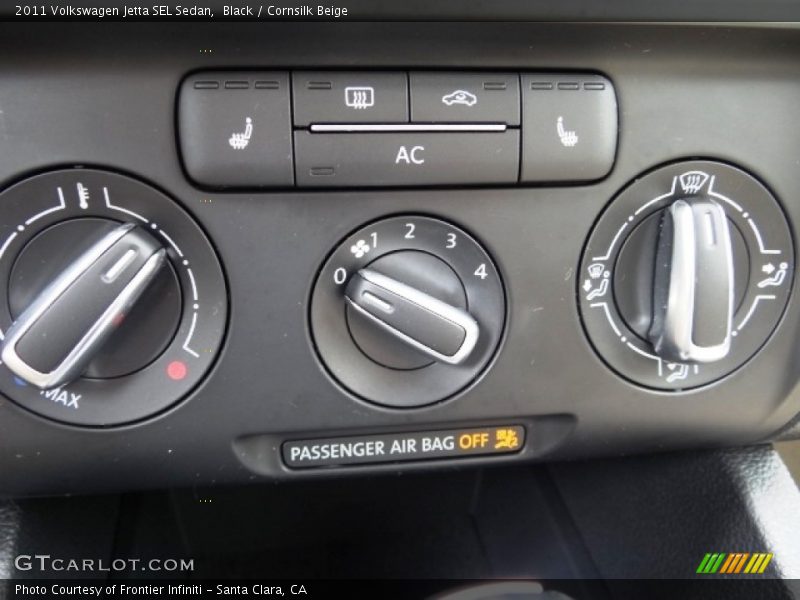 Black / Cornsilk Beige 2011 Volkswagen Jetta SEL Sedan