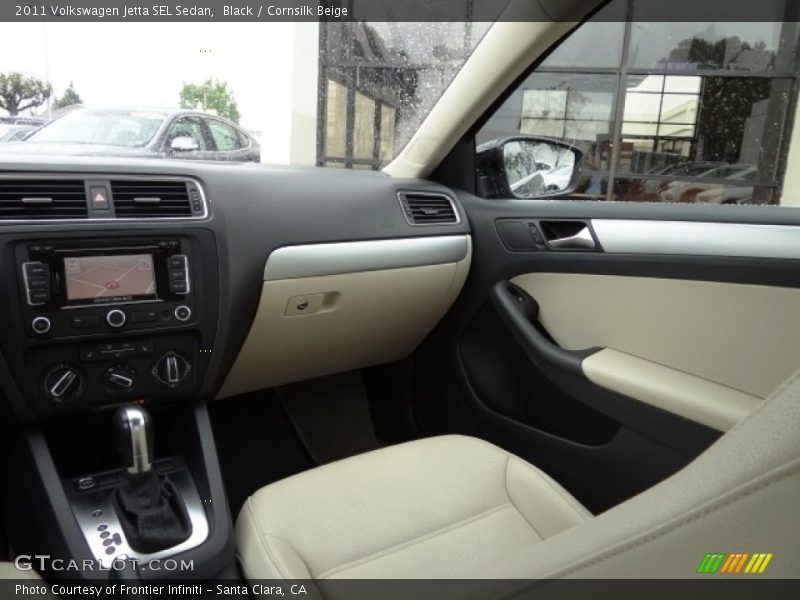 Black / Cornsilk Beige 2011 Volkswagen Jetta SEL Sedan
