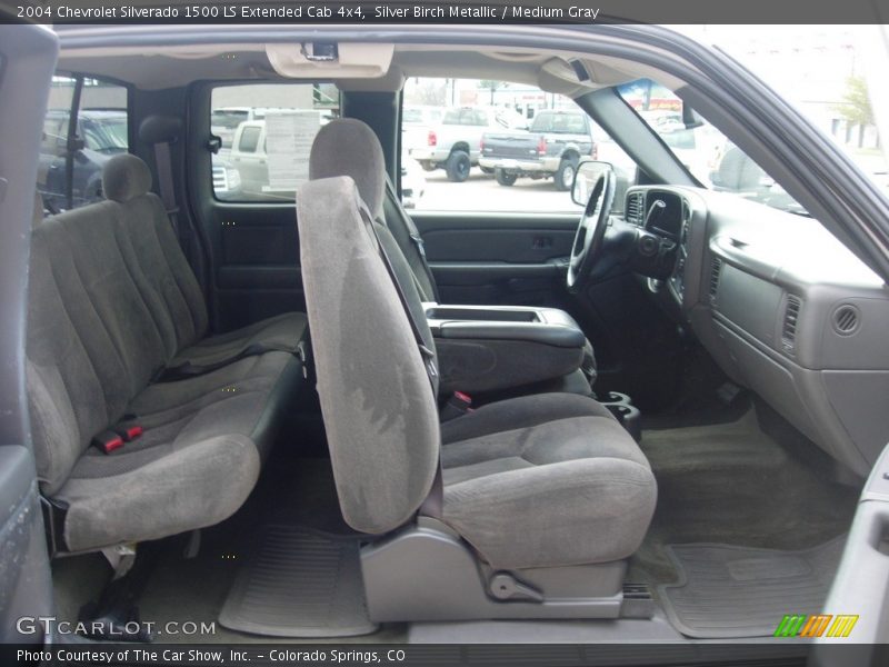 Silver Birch Metallic / Medium Gray 2004 Chevrolet Silverado 1500 LS Extended Cab 4x4