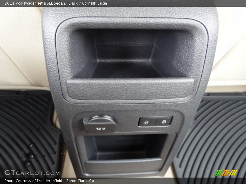 Black / Cornsilk Beige 2011 Volkswagen Jetta SEL Sedan