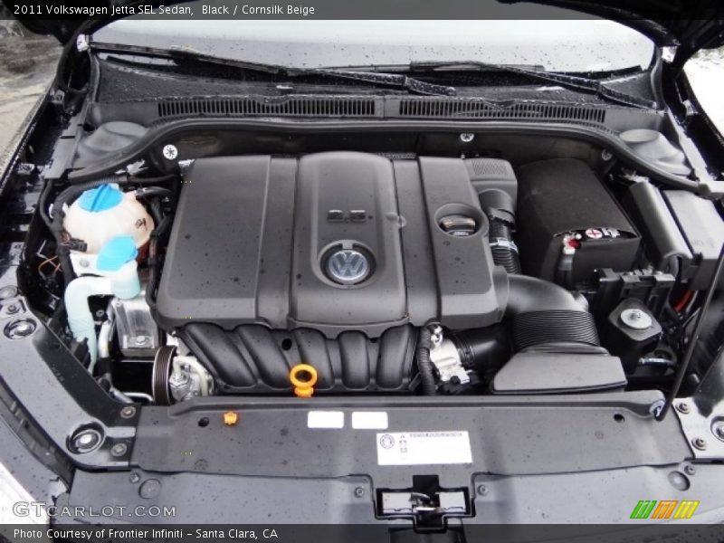 Black / Cornsilk Beige 2011 Volkswagen Jetta SEL Sedan