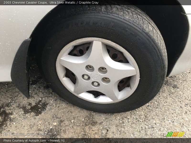 Ultra Silver Metallic / Graphite Gray 2003 Chevrolet Cavalier Coupe