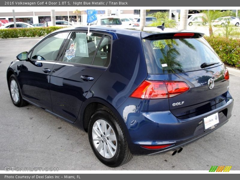 Night Blue Metallic / Titan Black 2016 Volkswagen Golf 4 Door 1.8T S
