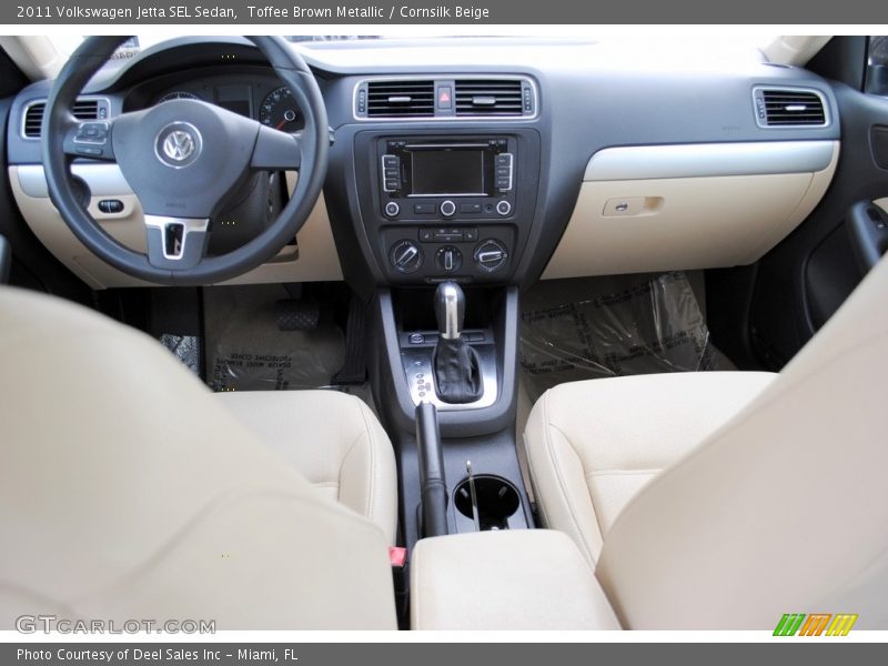 Toffee Brown Metallic / Cornsilk Beige 2011 Volkswagen Jetta SEL Sedan