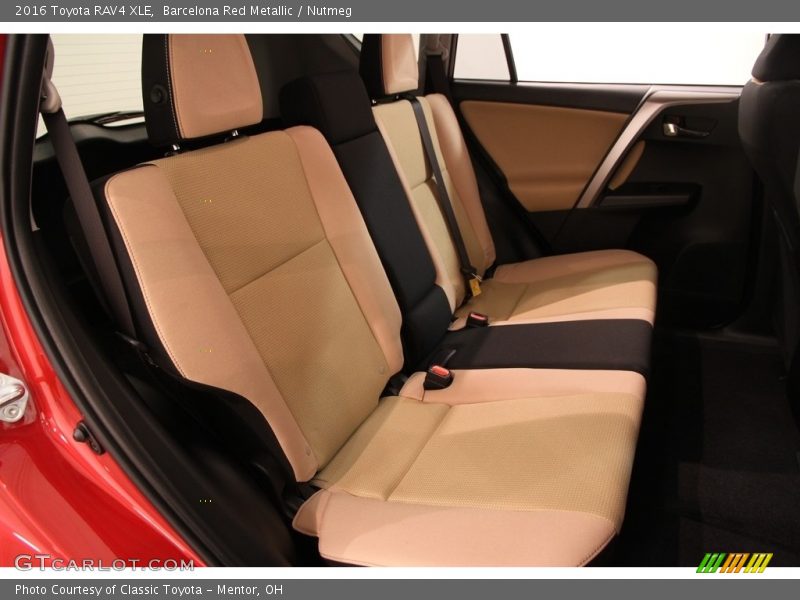 Barcelona Red Metallic / Nutmeg 2016 Toyota RAV4 XLE