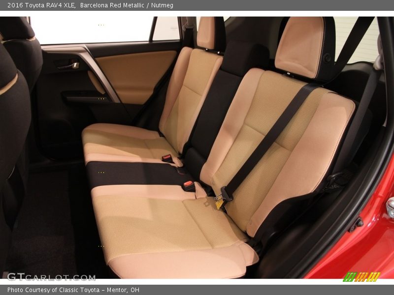 Barcelona Red Metallic / Nutmeg 2016 Toyota RAV4 XLE