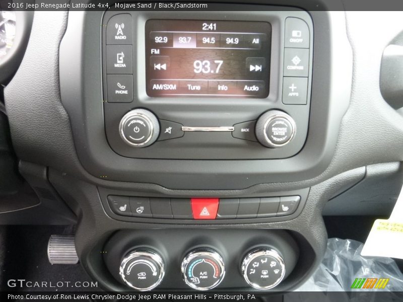 Mojave Sand / Black/Sandstorm 2016 Jeep Renegade Latitude 4x4