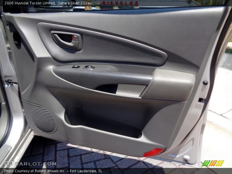 Sahara Silver / Gray 2006 Hyundai Tucson Limited
