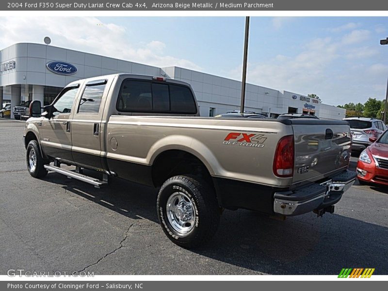 Arizona Beige Metallic / Medium Parchment 2004 Ford F350 Super Duty Lariat Crew Cab 4x4