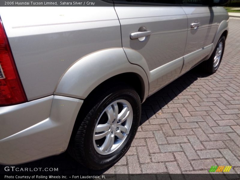 Sahara Silver / Gray 2006 Hyundai Tucson Limited