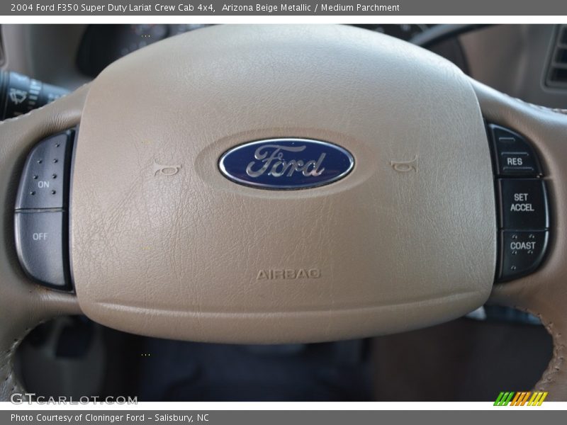 Arizona Beige Metallic / Medium Parchment 2004 Ford F350 Super Duty Lariat Crew Cab 4x4