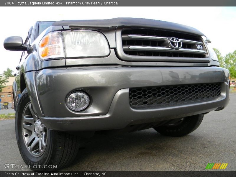 Phantom Gray Pearl / Charcoal 2004 Toyota Sequoia Limited 4x4