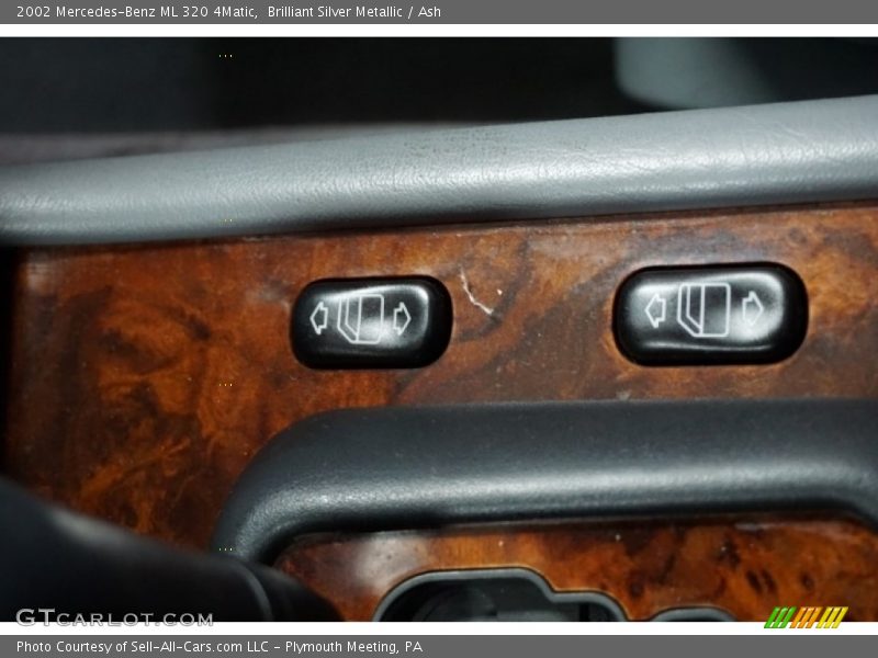 Brilliant Silver Metallic / Ash 2002 Mercedes-Benz ML 320 4Matic